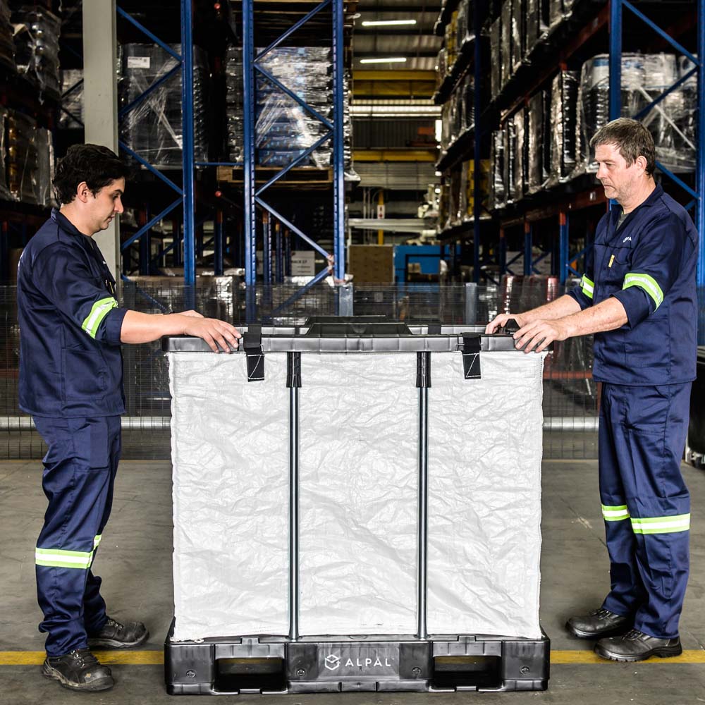 40" x 48" x 43" Stackable FIBC two workers assamble 
